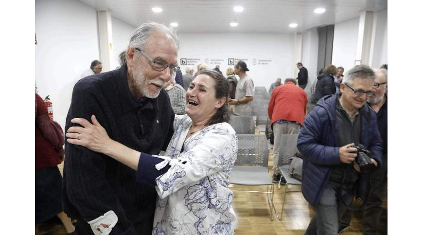 El reencuentro histórico en Dénia: «Nuestros abuelos se apuntaron con pistolas, nosotros hablamos»